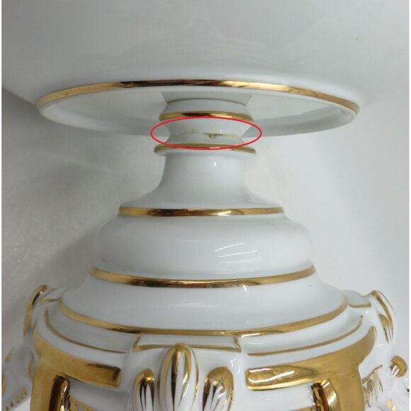 Rare LIMOGES Pedestal FOOTED Bowl Gilded Accents Romantic Scene VTG -  Repaired - Picture 8 of 11